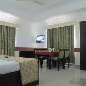 Paray Village County Hotel